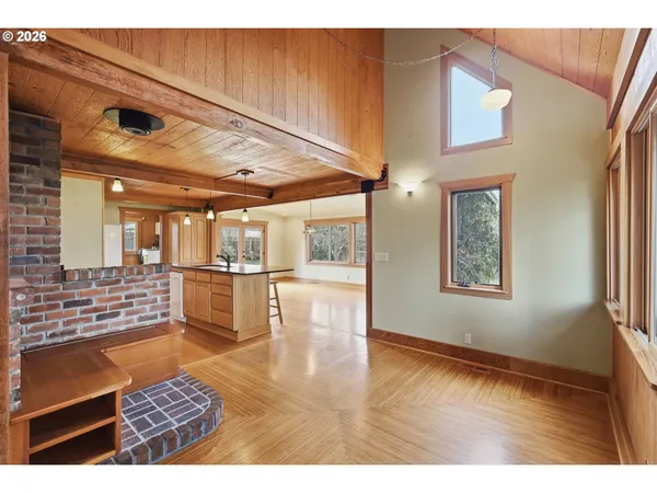 $499,900 | 2096 1/2 Arthur Street, Eugene, OR 97405