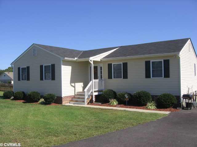 4705 Altair Road Henrico, VA 23231 - Photo 1 of 10 Exterior Front