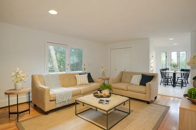 $1,825,000 | 94 Rice Street, Wellesley, MA 02482