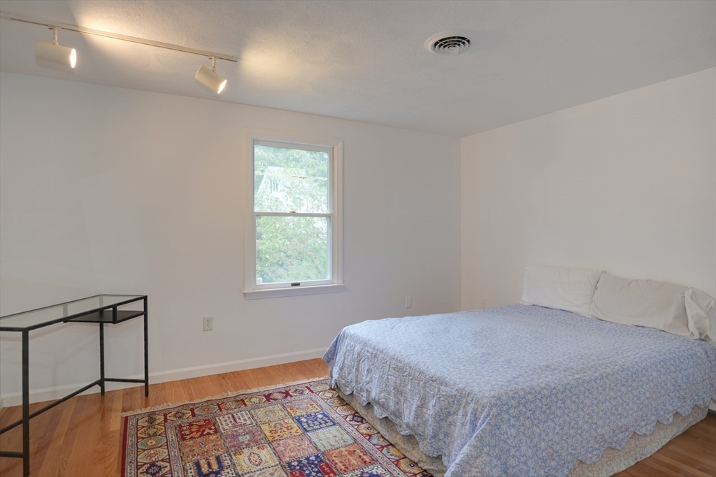 94 Rice Street Wellesley, MA 02482 - Photo 27 of 37