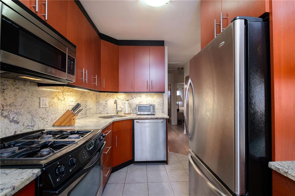 182 Bay 10th Street Brooklyn, NY 11228 - Photo 7 of 20