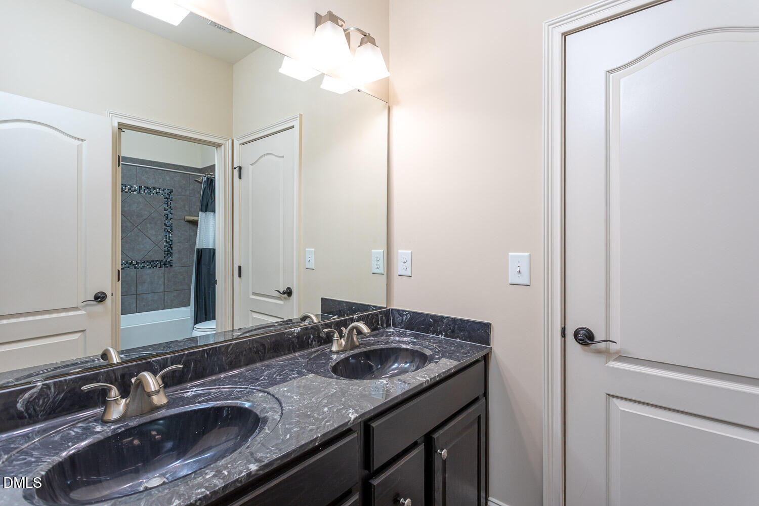 7312 Hasentree Way Wake Forest, NC 27587 - Photo 44 of 88 2nd Level - Jack & Jill Bathroom
