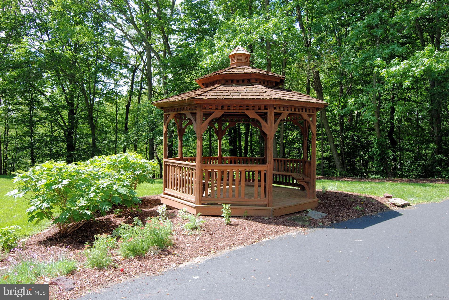 103 Spring Pl Way Annapolis, MD 21401 - Photo 40 of 48 Co mmunity Park areas