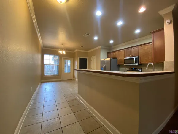 $1,800 | 4848 Windsor Village Drive, Unit 74, St. George, LA 70817