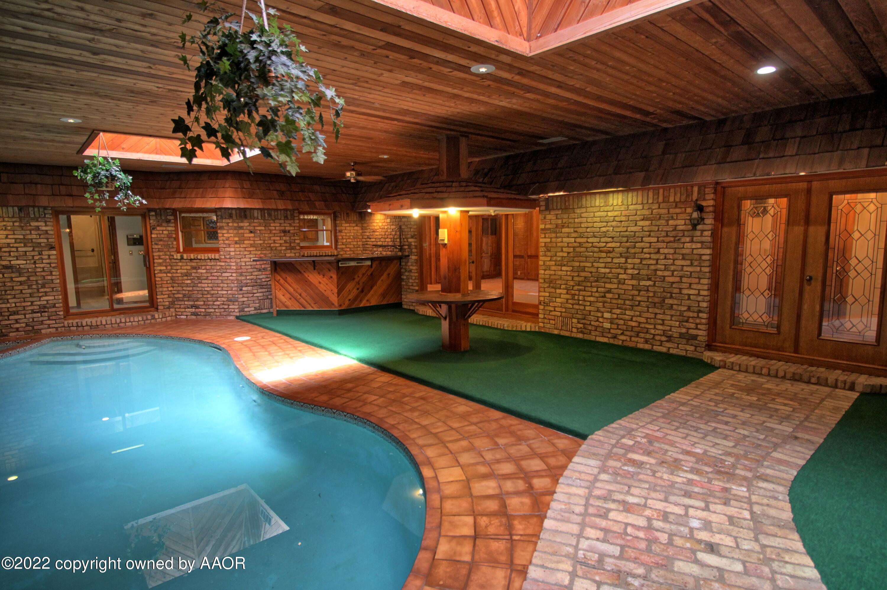 12475 Spur 192 Perryton, TX 79070 - Photo 3 of 21 Spur 192 garden