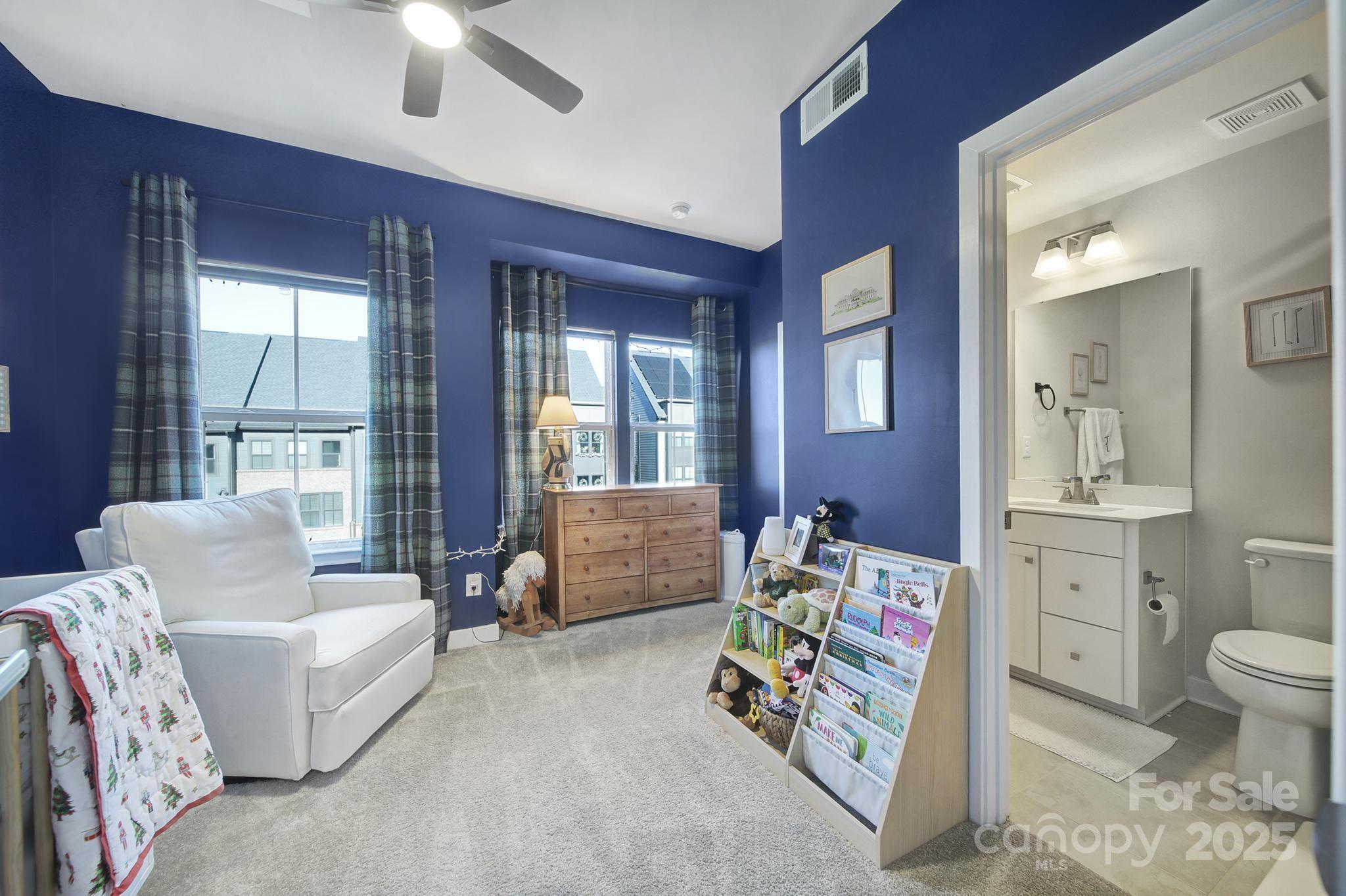 6120 Sta Xing Avenue Charlotte, NC 28217 - Photo 17 of 31 a living room with furniture and a large window