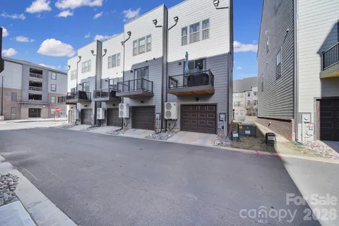 $474,000 | 6120 Sta Xing Avenue, Charlotte, NC 28217