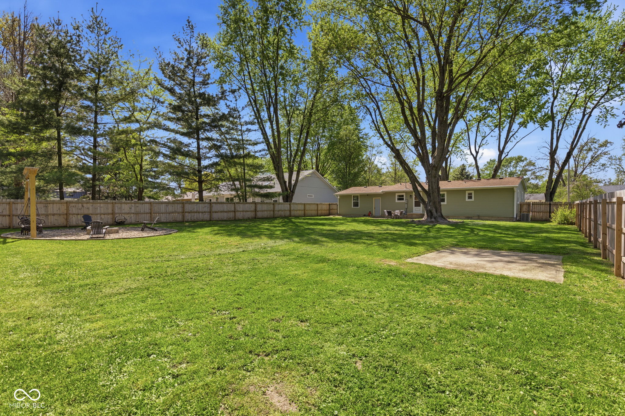 136 East Central Way Pendleton, IN 46064 - Photo 21 of 25