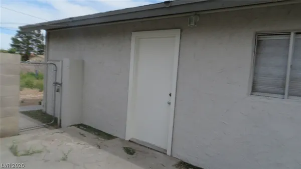 $1,750 | 5844 Willard Street, Las Vegas, NV 89122