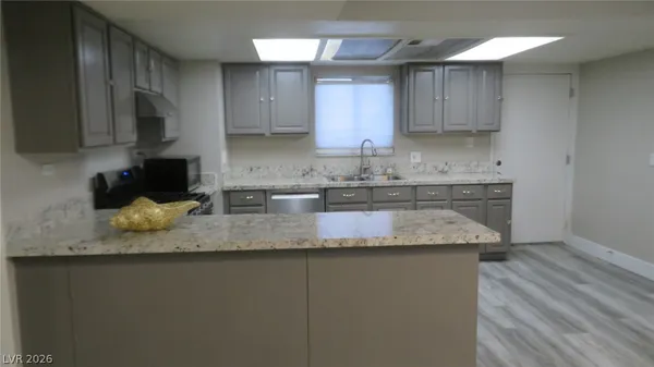 $1,750 | 5844 Willard Street, Las Vegas, NV 89122