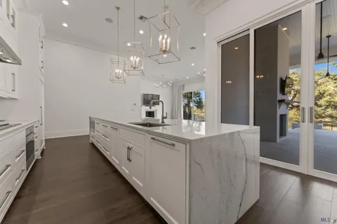 $1,670,000 | 11730 Silo Drive, Baton Rouge, LA 70810