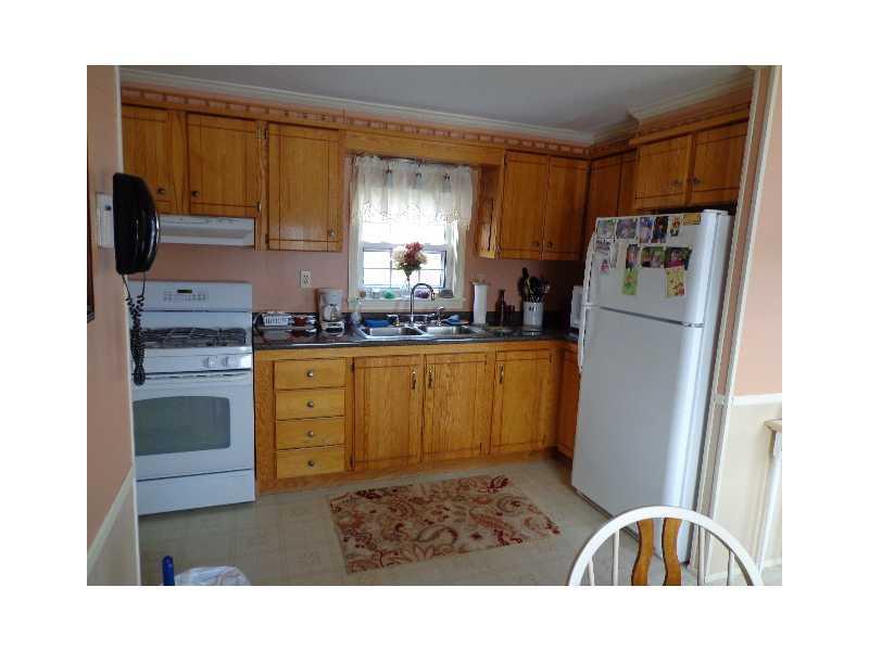 22 Gates Hill Road West Paris, ME 04289 - Photo 4 of 12 Kitchen.