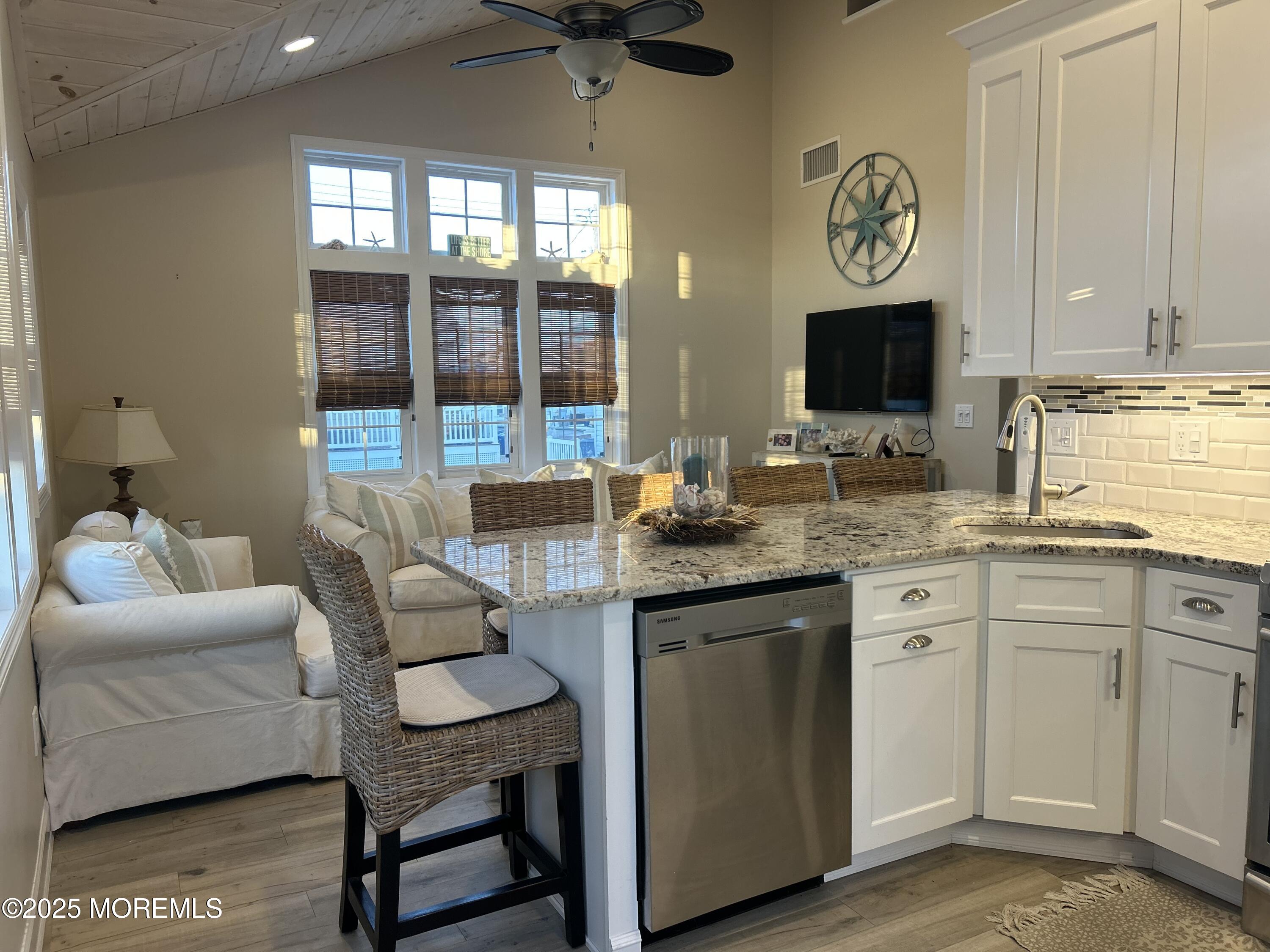 33 East Pompano Way Lavallette, NJ 08735 - Photo 1 of 28 IMG_9519