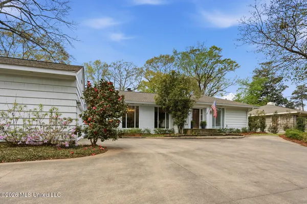 $550,000 | 1045 Avondale Street, Jackson, MS 39216
