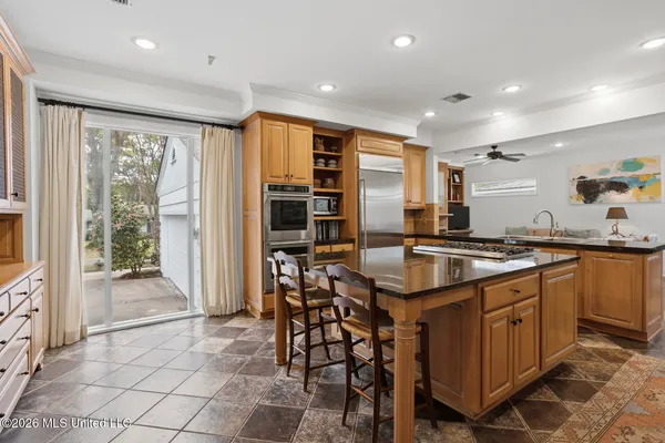 $550,000 | 1045 Avondale Street, Jackson, MS 39216