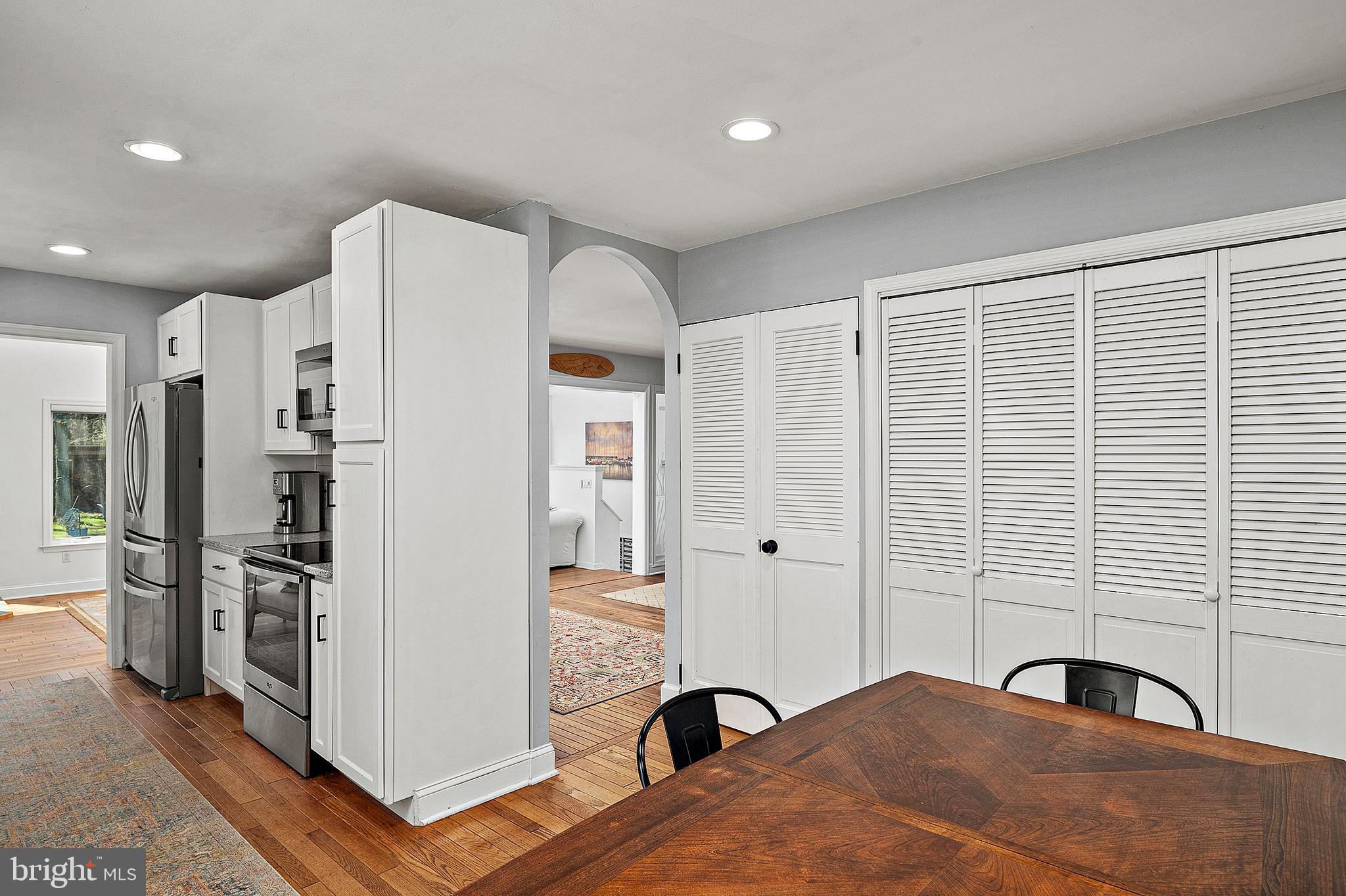 403 Kentmorr Road Stevensville, MD 21666 - Photo 13 of 41 Kitchen (alt view)