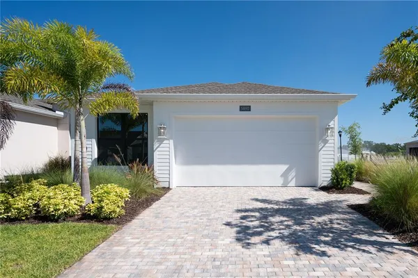 $419,000 | 5890 Windbreak Court, Apollo Beach, FL 33572