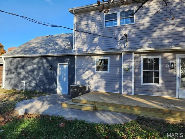 $230,000 | 3203 Newell Drive, Granite City, IL 62040