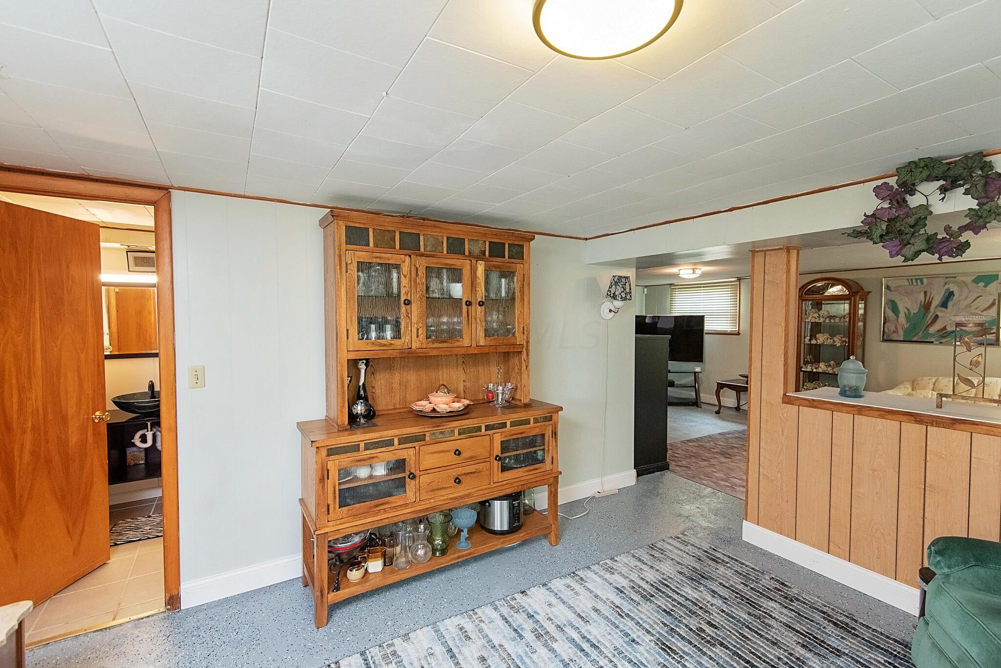 2221 Shrine Road Springfield, OH 45502 - Photo 27 of 35 20240818-2221 Shrine Rd-020
