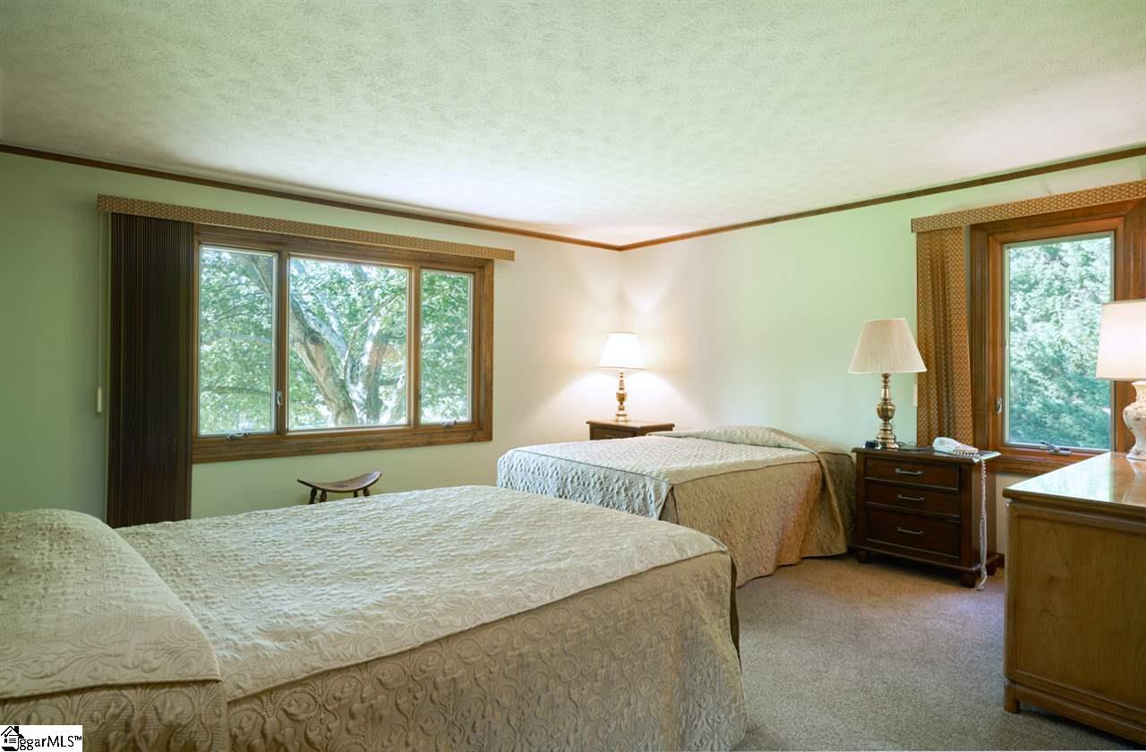 103 Raven Road Greenville, SC 29615 - Photo 22 of 36
