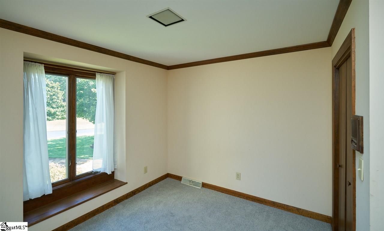 103 Raven Road Greenville, SC 29615 - Photo 25 of 36
