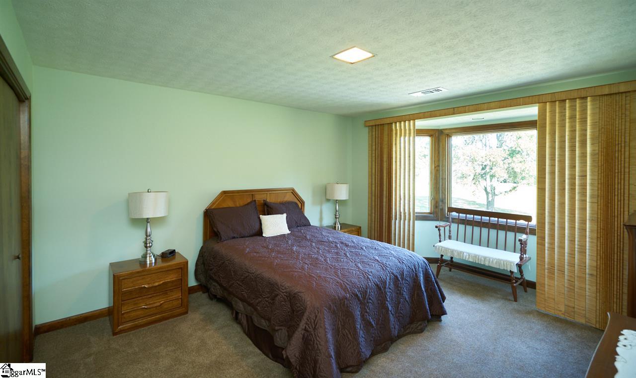 103 Raven Road Greenville, SC 29615 - Photo 27 of 36