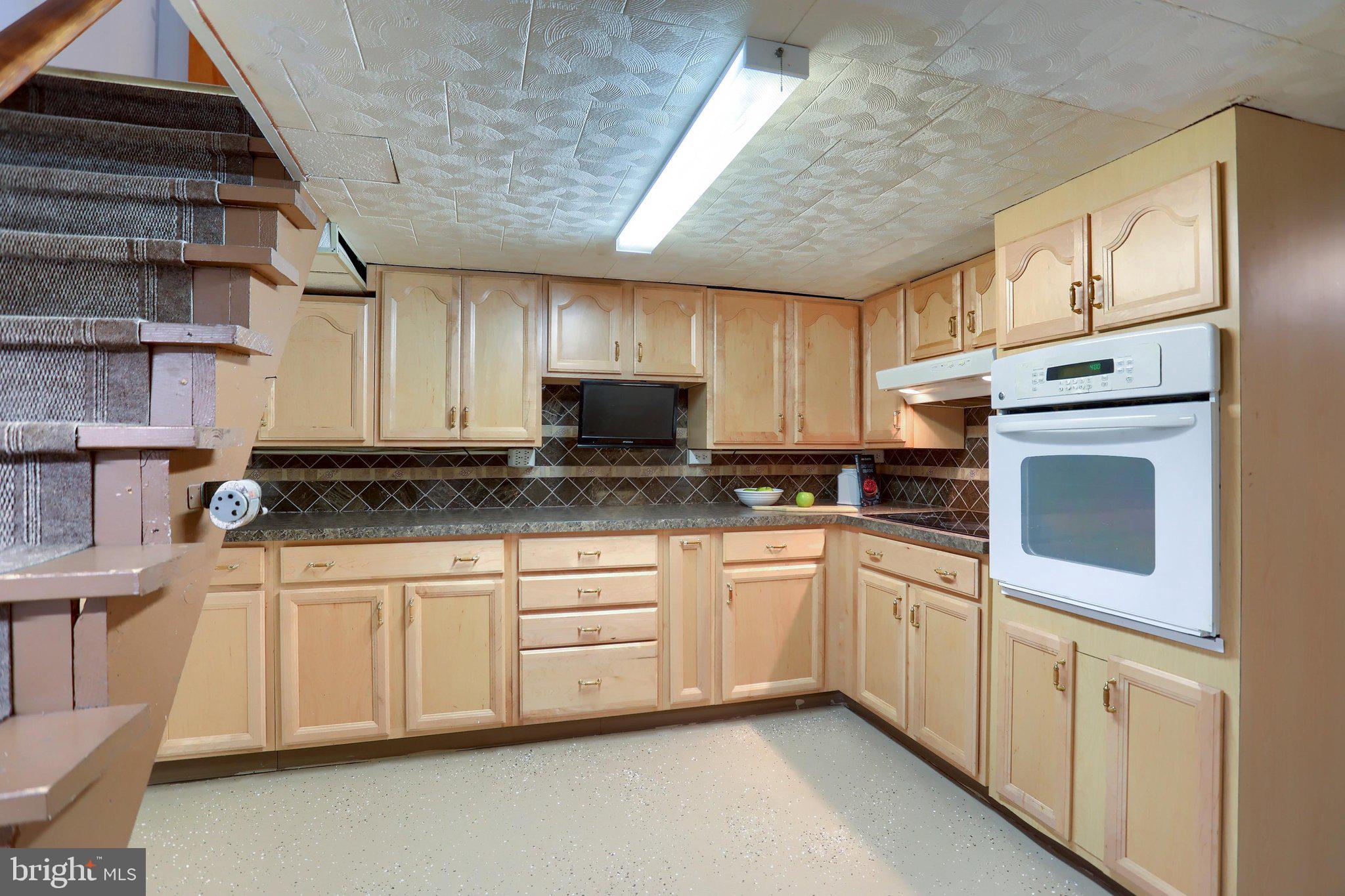 735 Rosedale Avenue Middletown, PA 17057 - Photo 30 of 48 Beautiful kitchen..