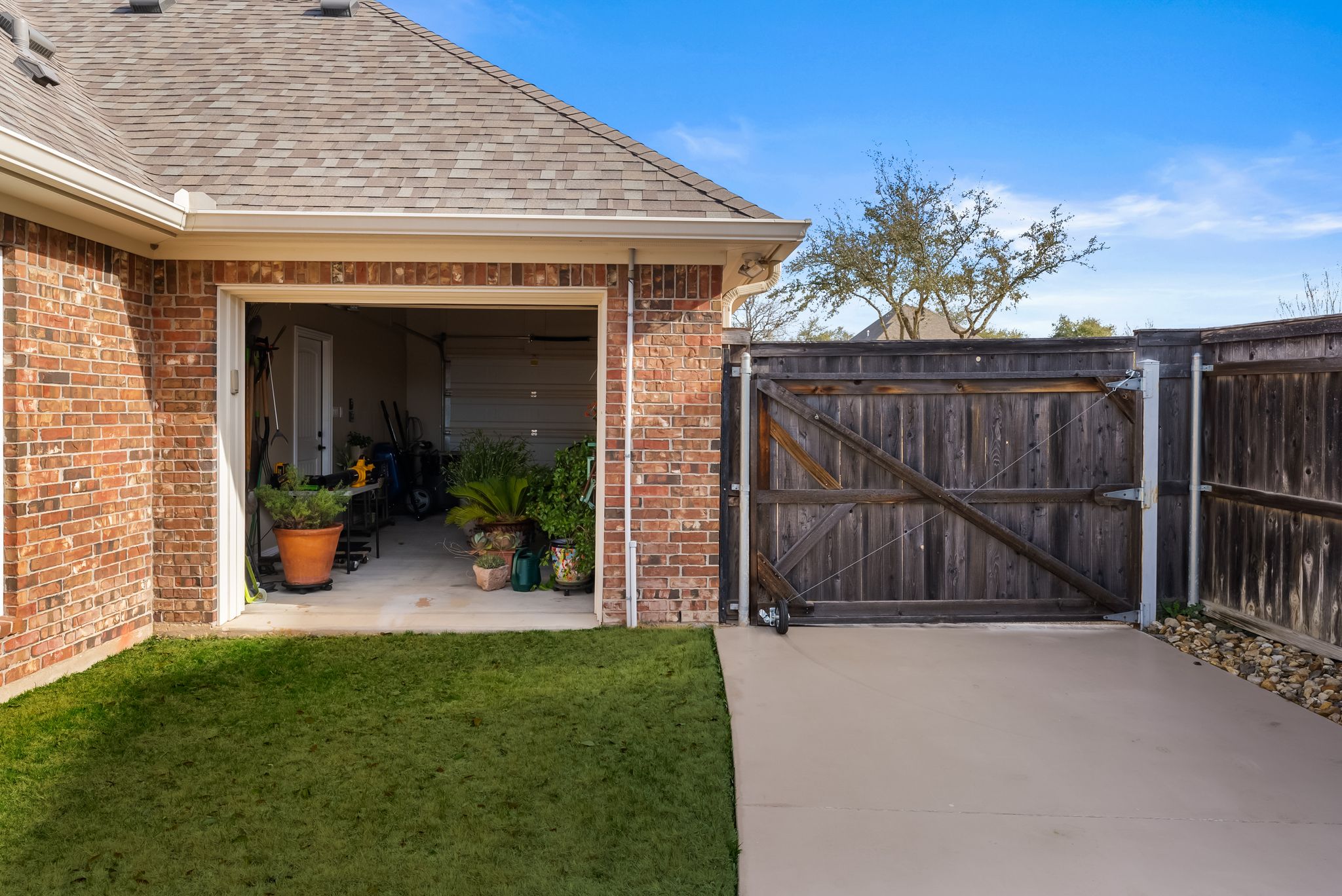1735 Alta Vista Loop Temple, TX 76502 - Photo 30 of 38 a view of a backyard space of the house