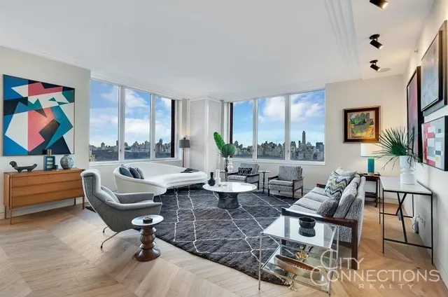 $6,750,000 | 15 West 63rd Street, Unit 21A | Upper West Side
