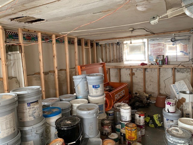 5929 West Rice Street Chicago, IL 60651 - Photo 28 of 29 a room with gym equipment