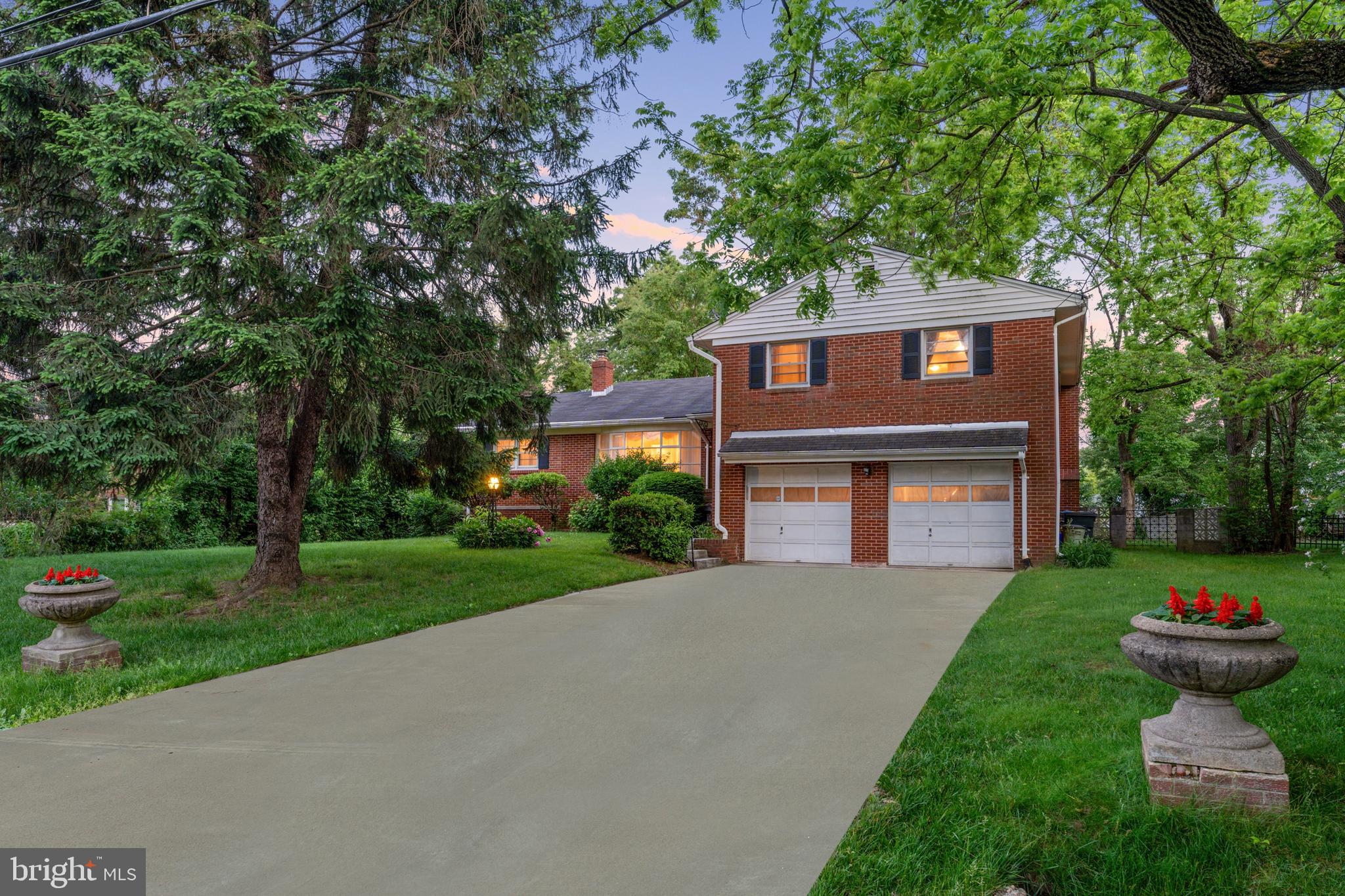 703 Winhall Way Silver Spring, MD 20904 - Photo 2 of 43 Gallery Image 2