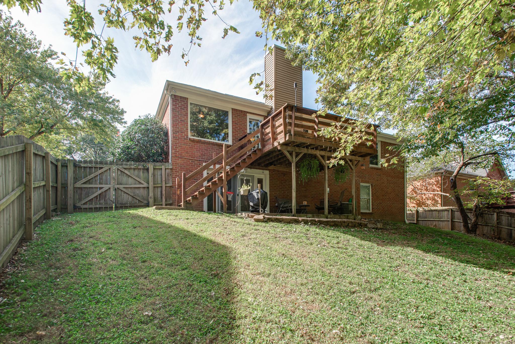 1040 Fitzpatrick Road Nashville, TN 37214 - Photo 26 of 27 Great sized yard for pets or playing!