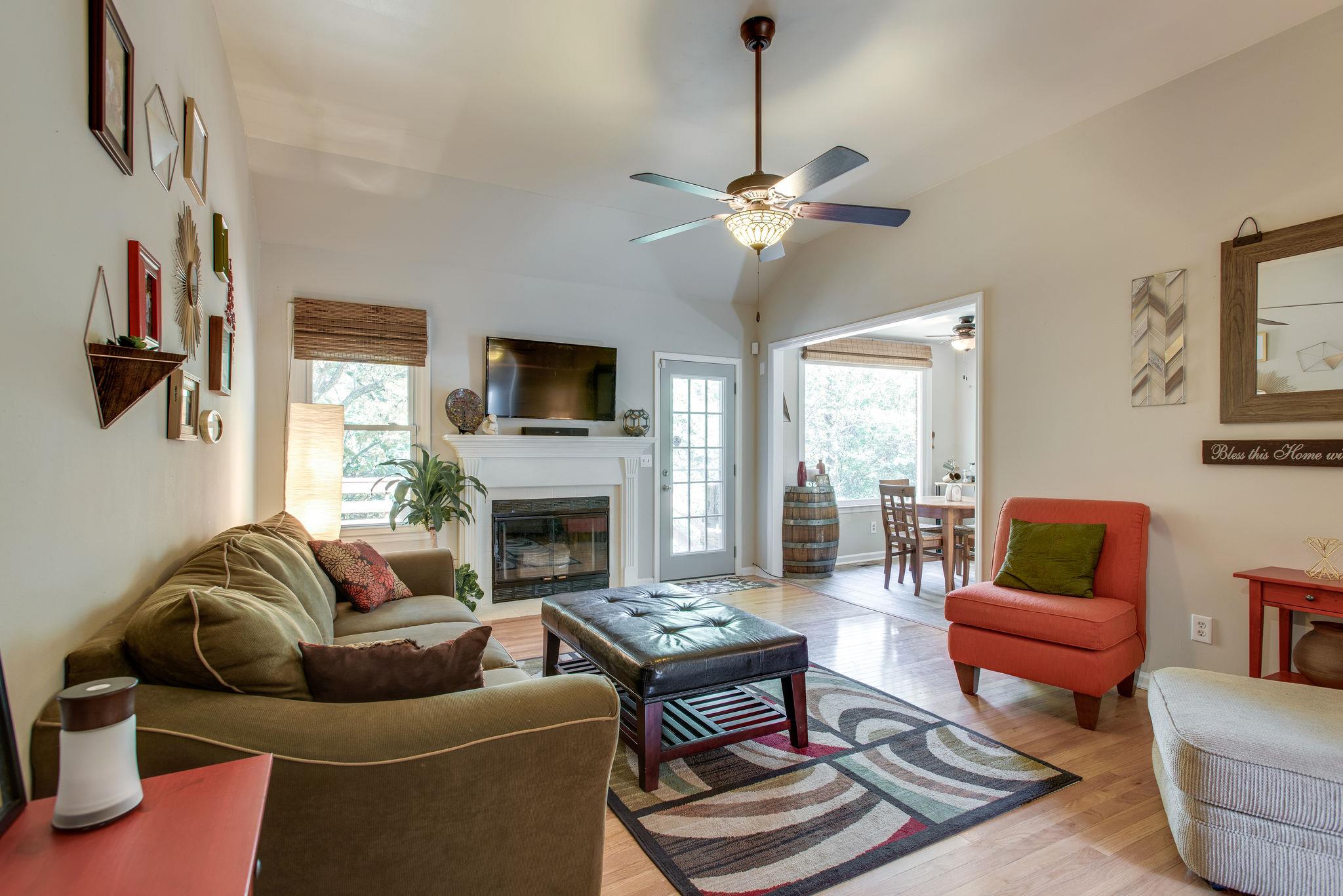 1040 Fitzpatrick Road Nashville, TN 37214 - Photo 8 of 27 Living room opens onto deck.