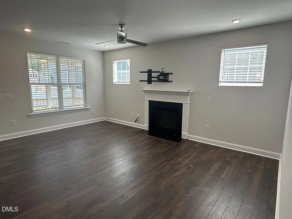 621 Ressler Street Holly Springs, NC 27540 - Photo 4 of 20 1000614446