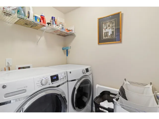 $399,000 | 15688 Southeast Misty Drive, Happy Valley, OR 97086