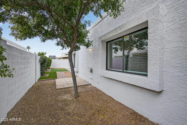 $385,000 | 731 East Villa Rita Drive, Phoenix, AZ 85022