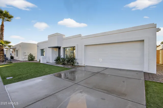 $385,000 | 731 East Villa Rita Drive, Phoenix, AZ 85022