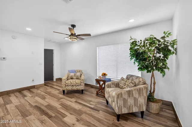 $385,000 | 731 East Villa Rita Drive, Phoenix, AZ 85022