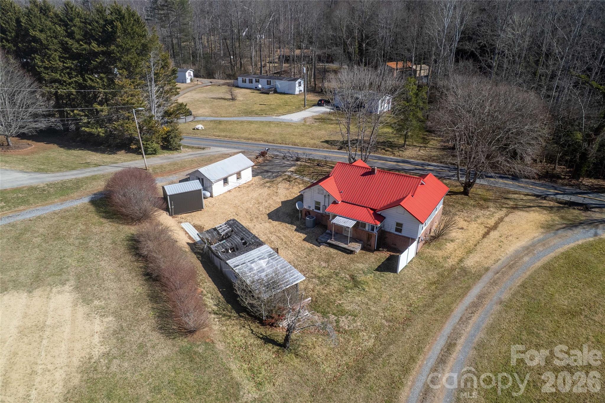 289 Fisher Crk Road Sylva, NC 28779 - Photo 3 of 16