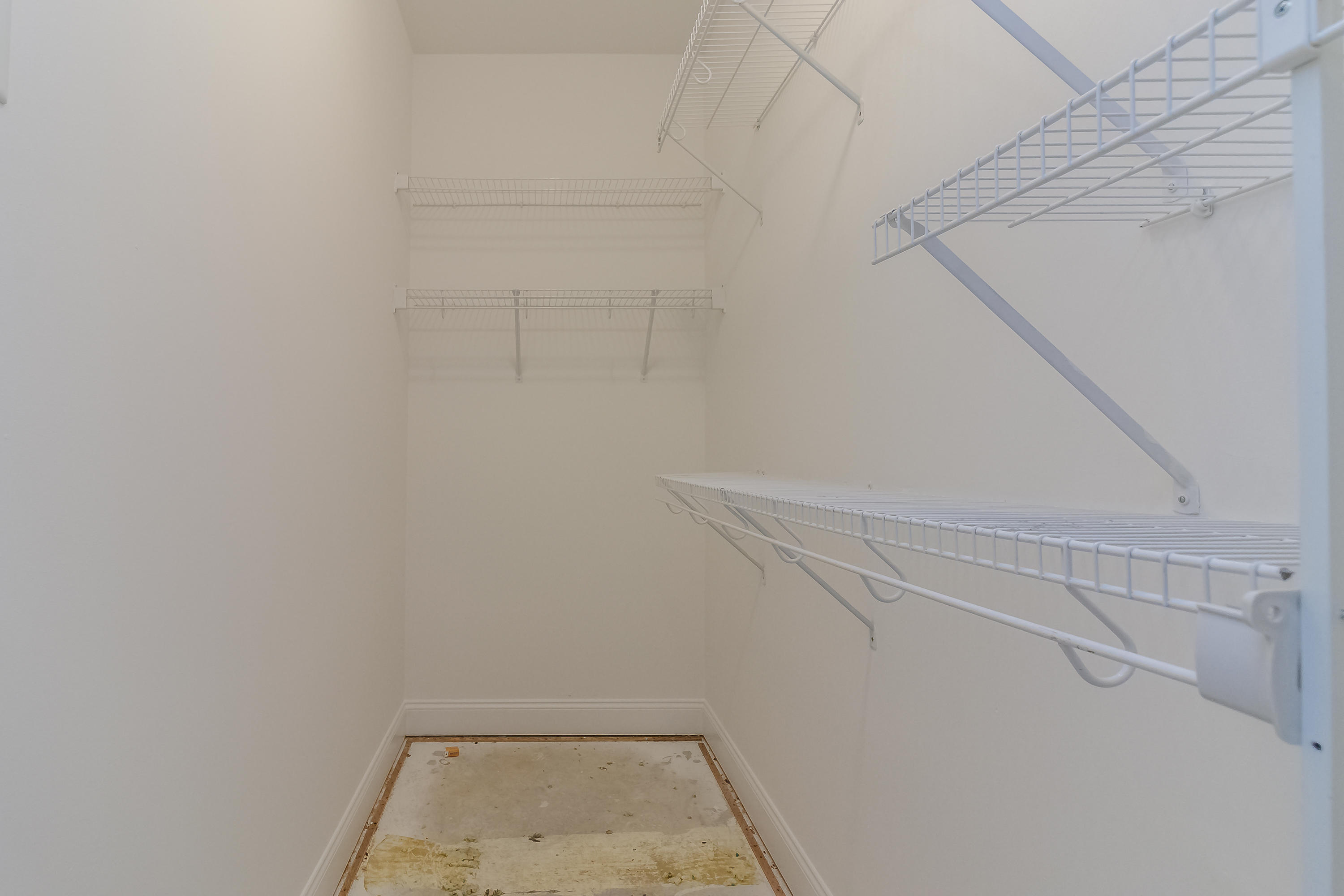 60 Cedar Creek Manor Rock Spring, GA 30739 - Photo 22 of 39 Master Closet