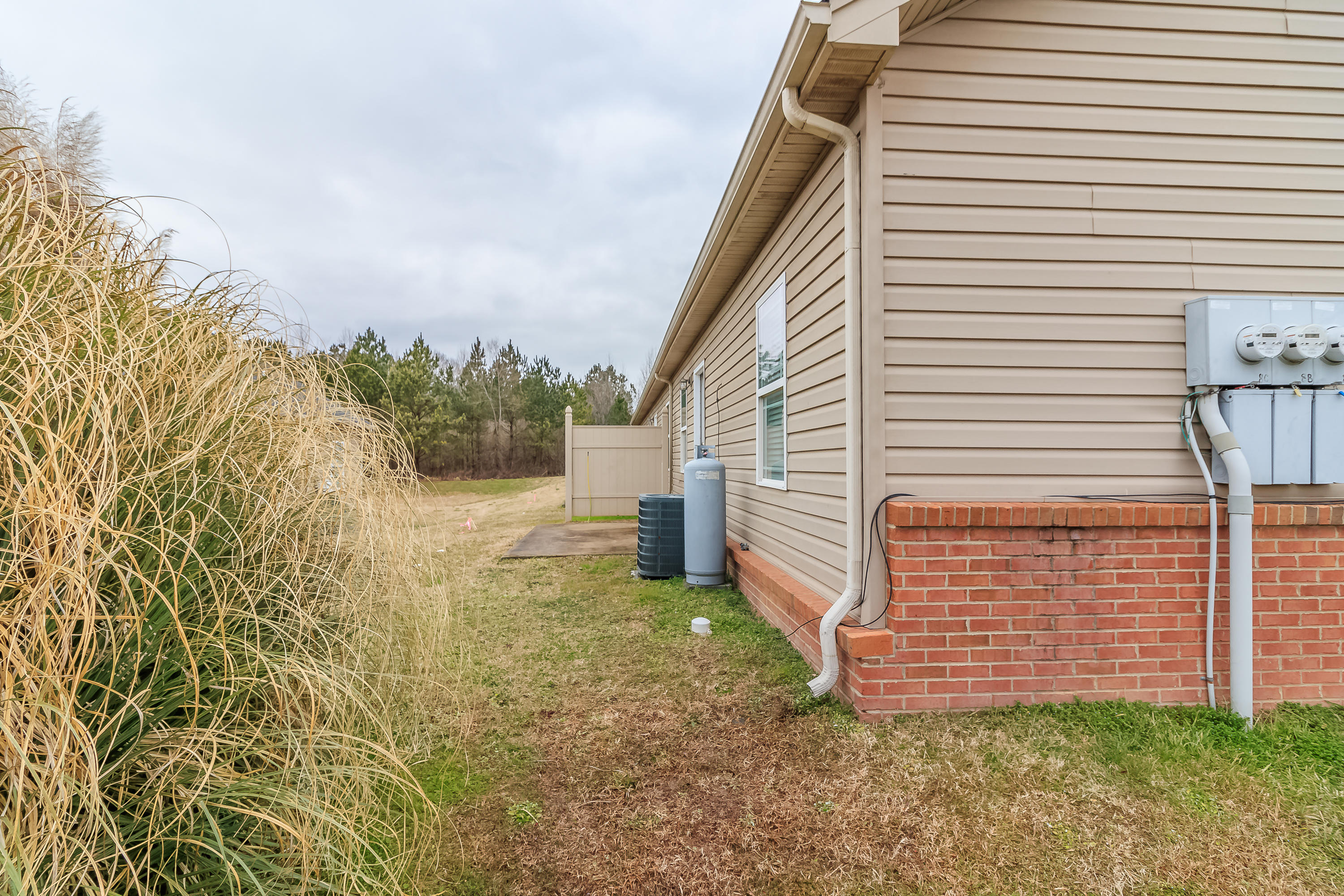 60 Cedar Creek Manor Rock Spring, GA 30739 - Photo 29 of 39 Patio