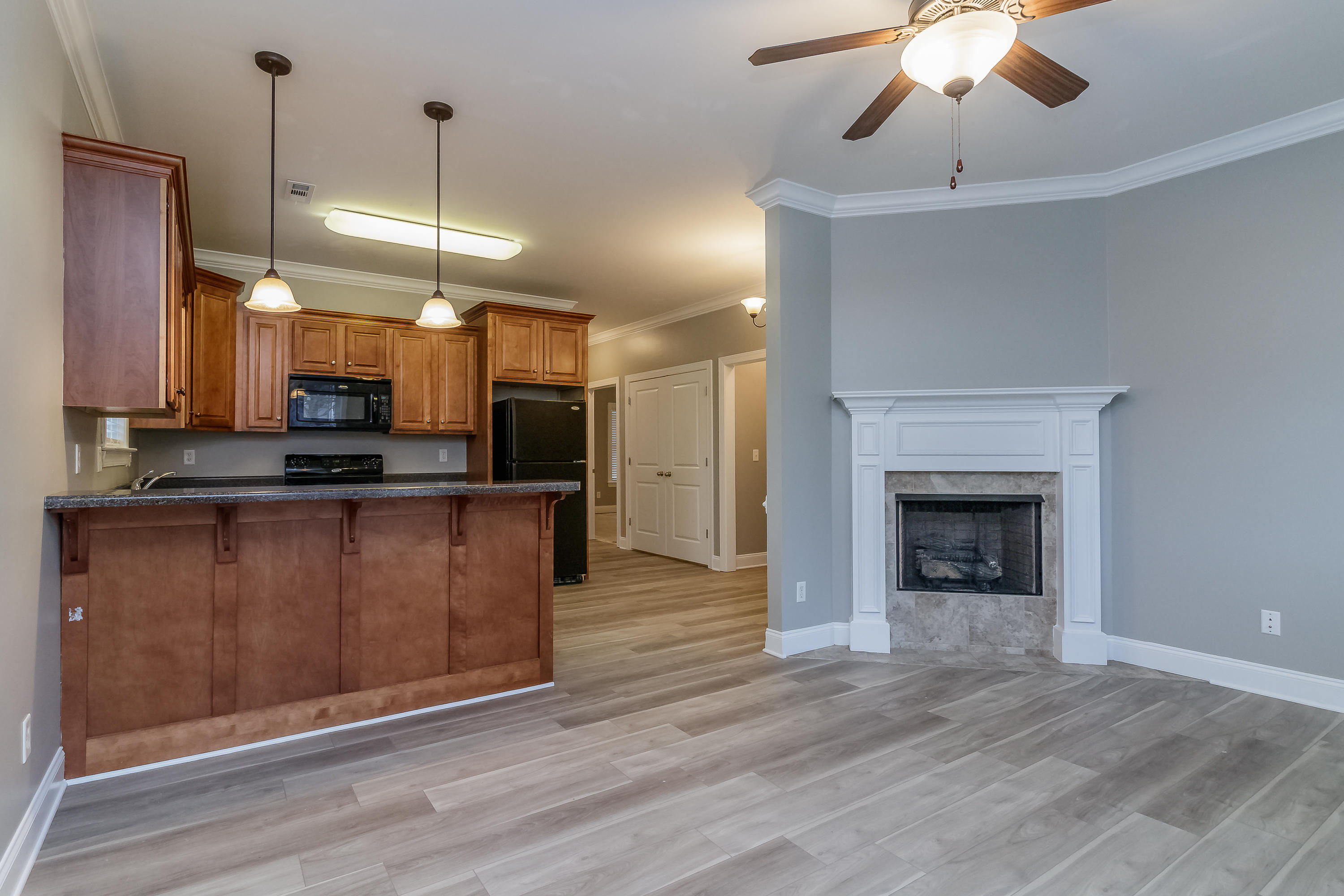 60 Cedar Creek Manor Rock Spring, GA 30739 - Photo 4 of 39 Great Room