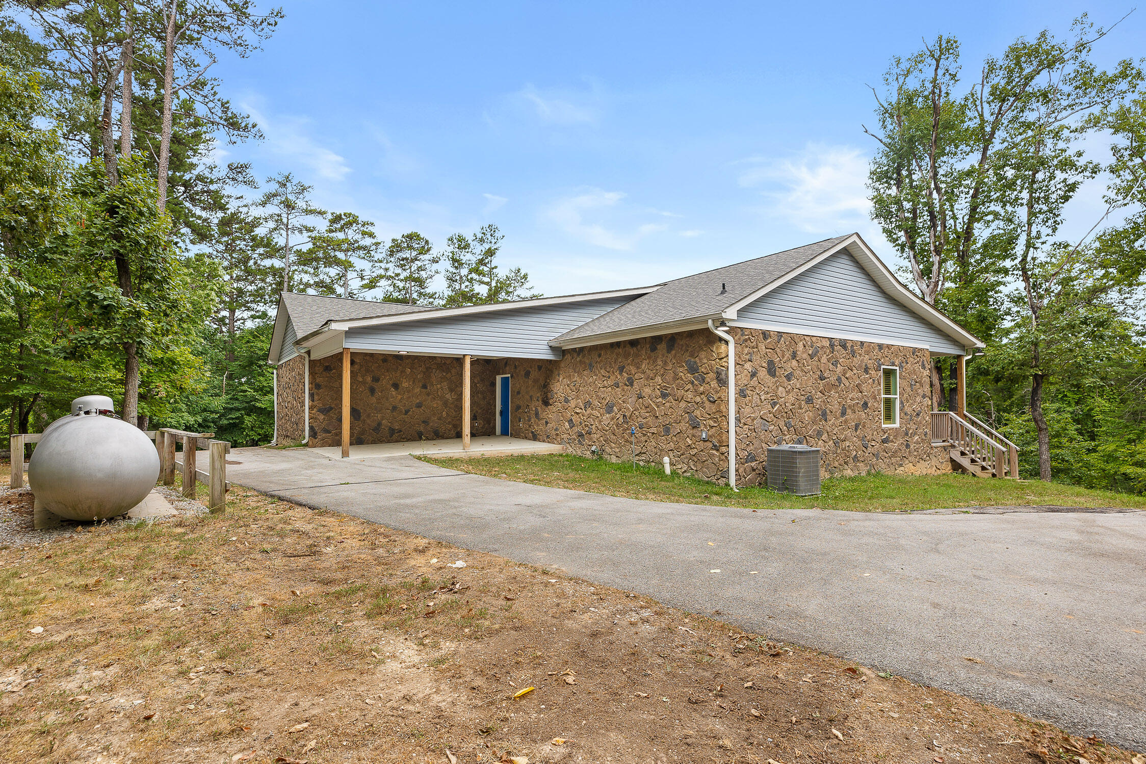 7302 Moses Road Hixson, TN 37343 - Photo 3 of 35 Moses-3