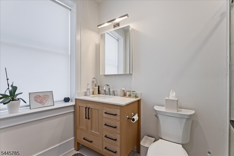 35 Main Street, Unit 3B Millburn, NJ 07041 - Photo 12 of 33