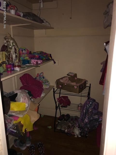 10248 Scott Mill Road Jacksonville, FL 32257 - Photo 47 of 53 Walk-in Closet