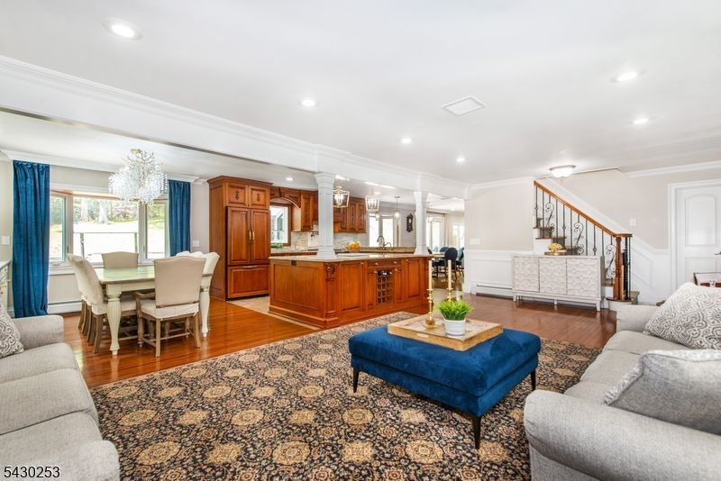681 Glendale Road Franklin Lakes, NJ 07417 - Photo 4 of 33