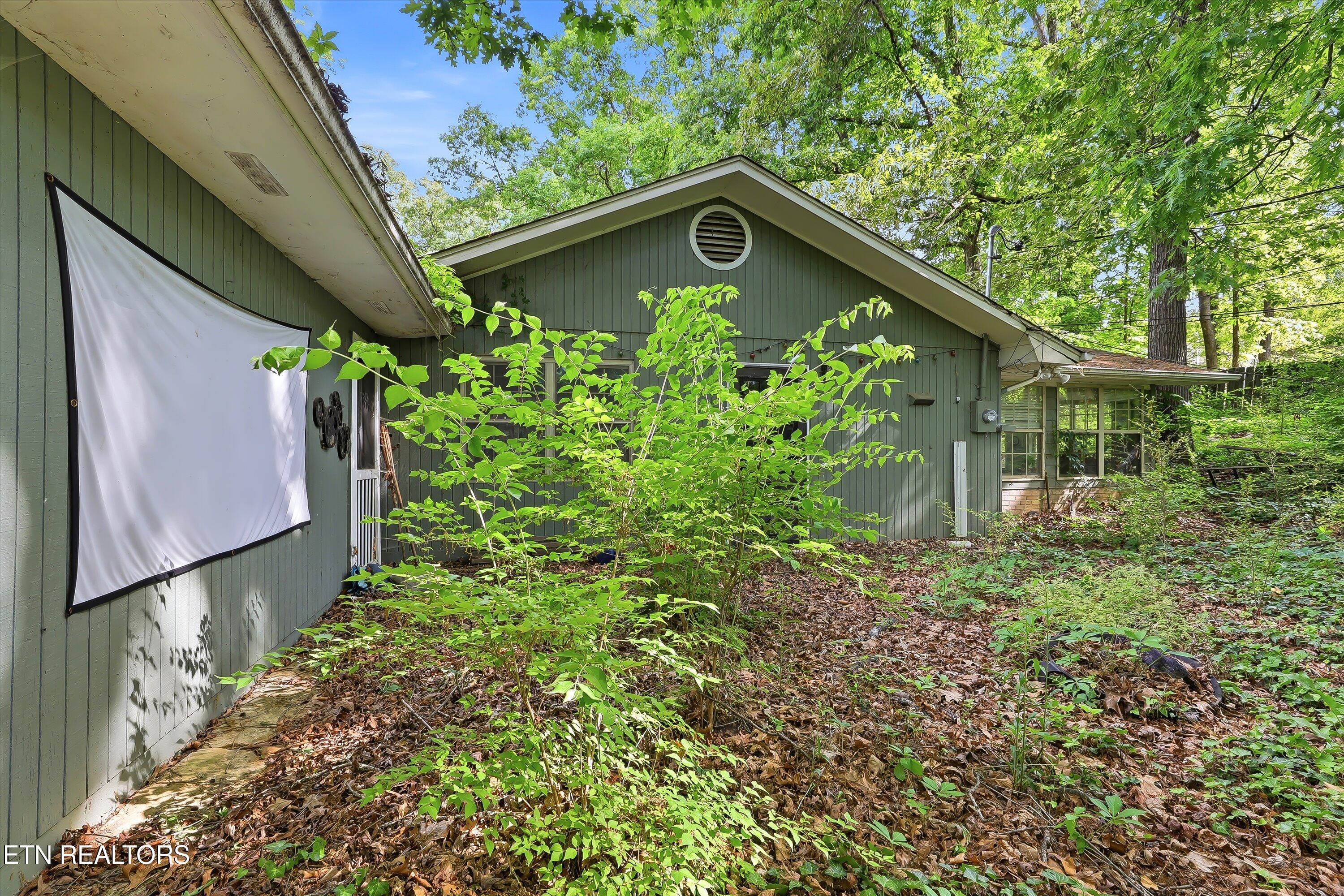 7941 Castlecomb Road Powell, TN 37849 - Photo 20 of 23 22-7941 Castlecomb Rd-22