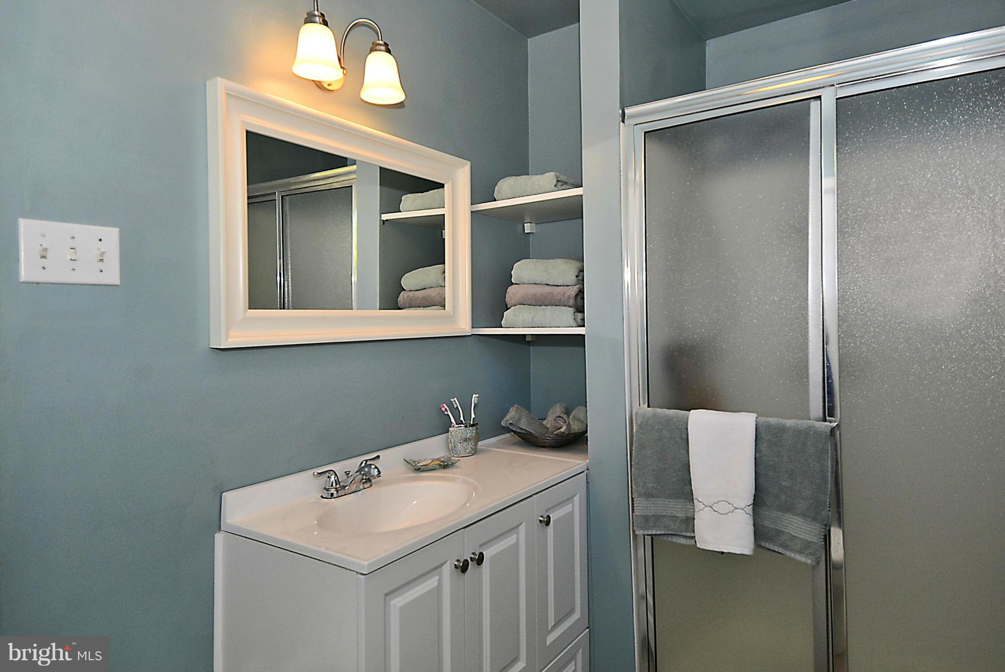 2706 Plyers Mill Road Silver Spring, MD 20902 - Photo 16 of 30 Bath