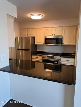 $3,000 | 606 Bay Avenue, Unit 2, Point Pleasant Beach, NJ 08742