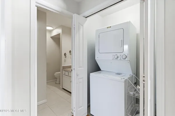 $3,000 | 606 Bay Avenue, Unit 2, Point Pleasant Beach, NJ 08742